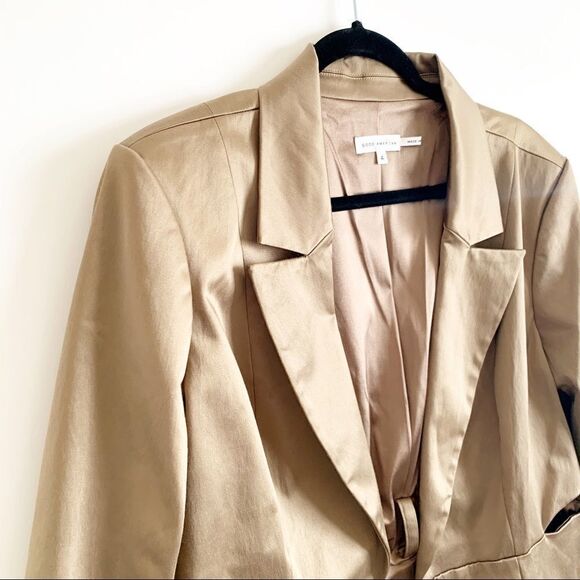 Good American Fit and Flatter Sateen Blazer Tan Size 4 Cutout Pointed Lapel - Picture 6 of 15